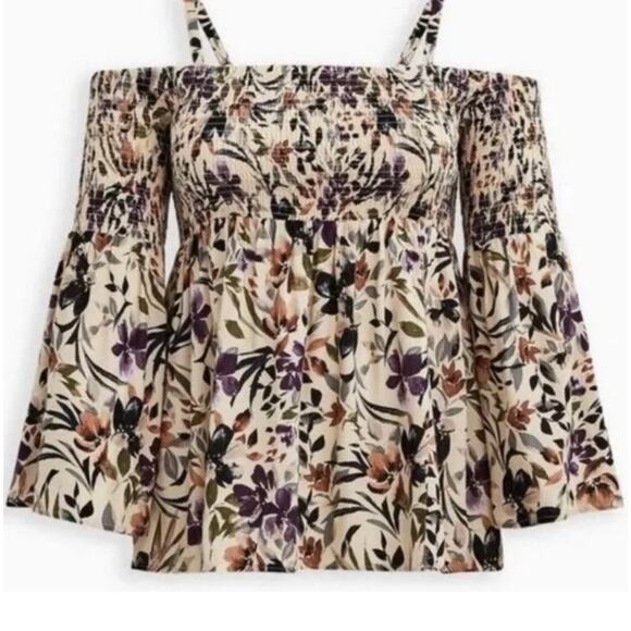 TORRID‎ Challis Floral Long Sleeve Cold Shoulder Smocked Blouse Top Size 4 - Picture 1 of 10